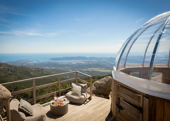 Cocoon Village * Porto-Vecchio (Corsica)